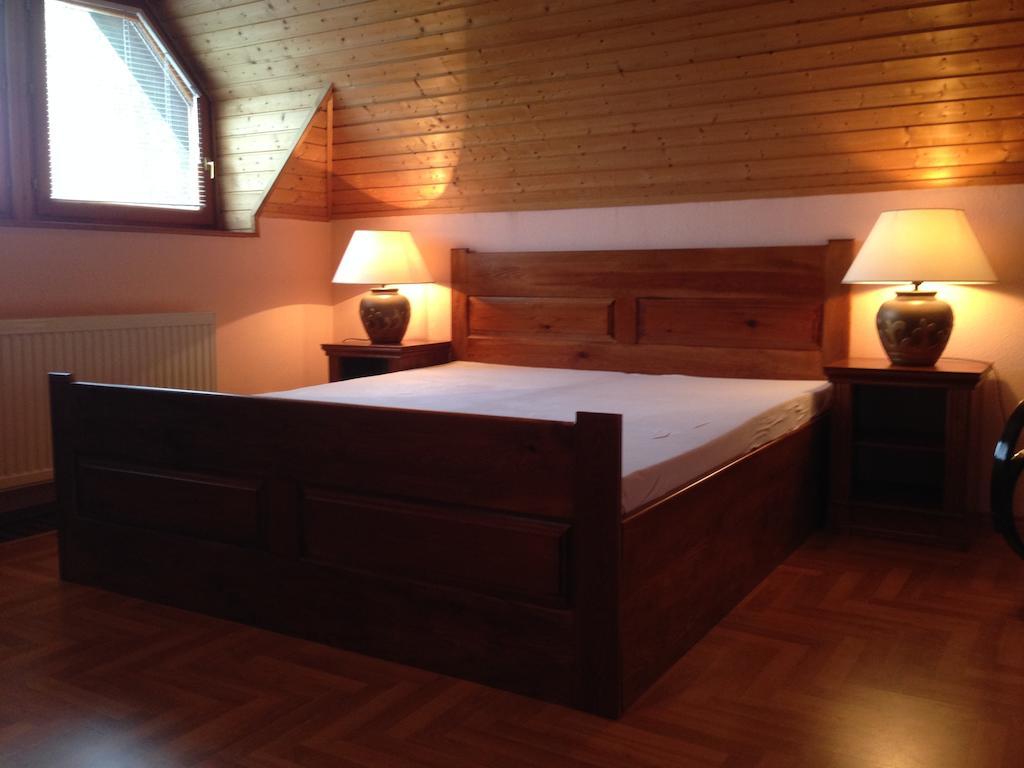 Juhasz Fogado Bed and Breakfast Fonyód Værelse billede